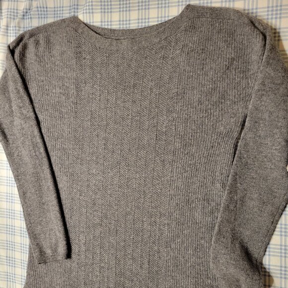 Max studio cashmere sweater, small - Picture 1 of 4